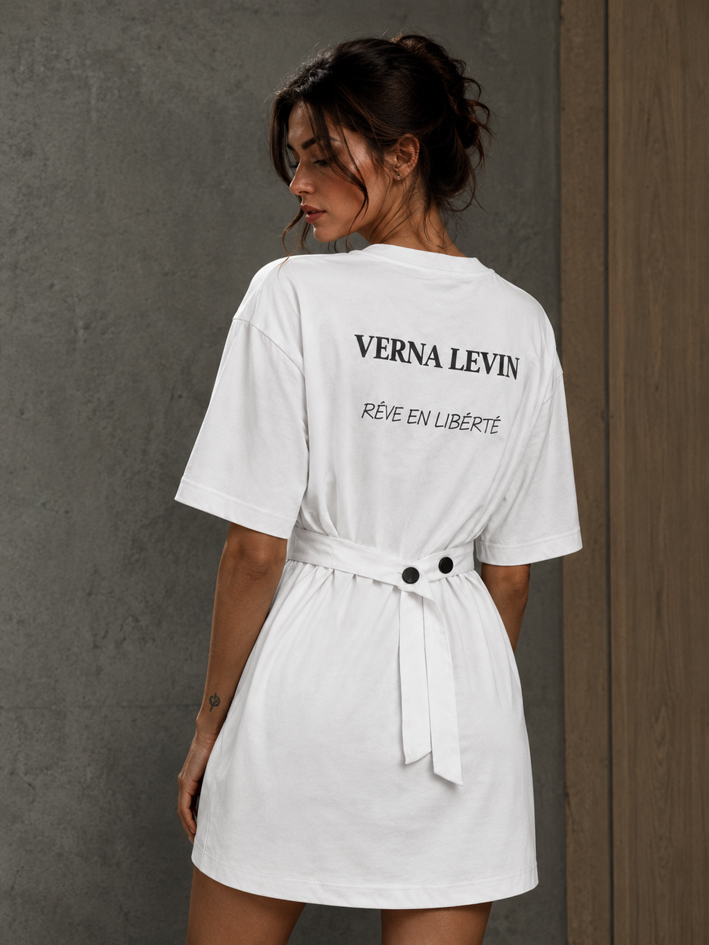 VERNA LEVIN | Signature Belted Oversized T-Shirt - White (Ön Sipariş)⁠