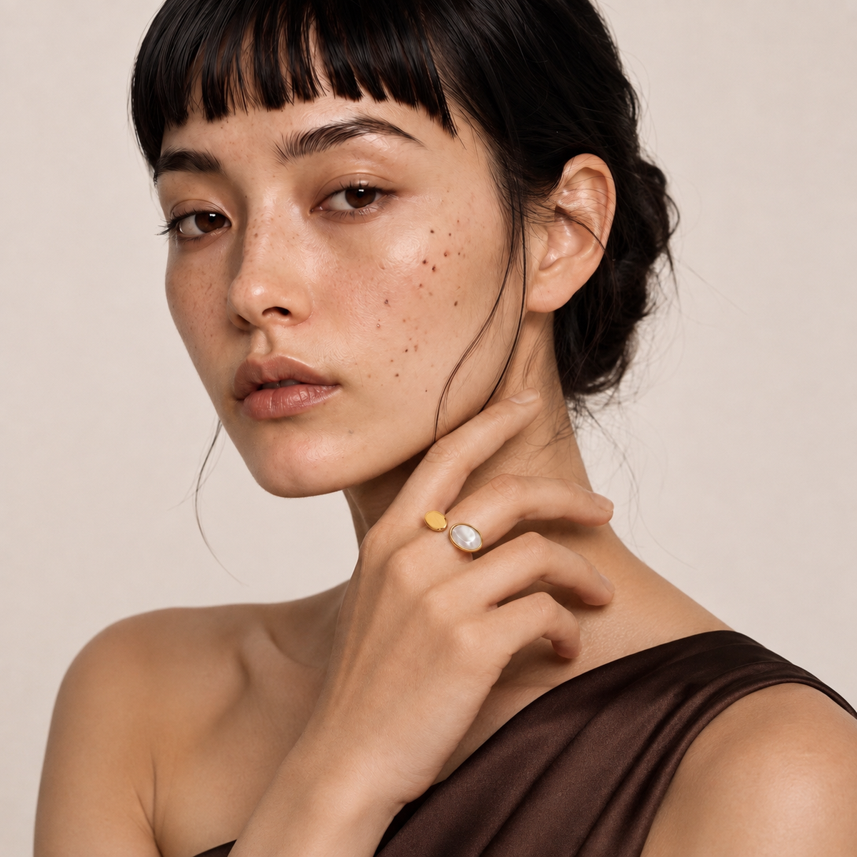 Elara Yüzük